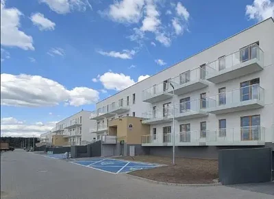 Maison et environs; vue