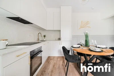 Cuisine; électroménager, lumière naturelle, style moderne