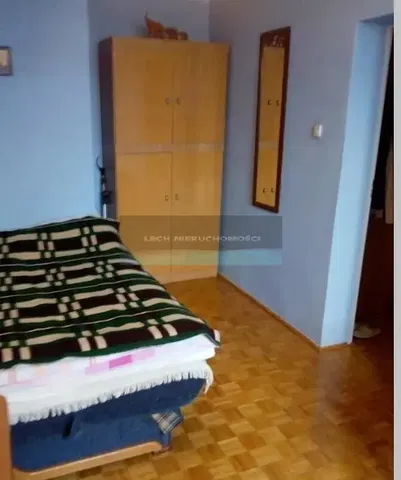 Schlafzimmer; holzboden