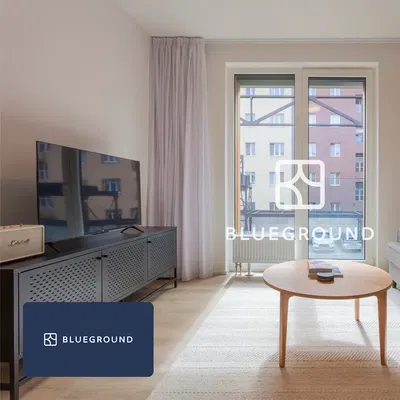 Wohnzimmer; blick, holzboden, tageslicht, moderner stil