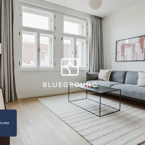 Wohnzimmer; blick, tageslicht, moderner stil