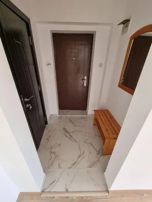 Cloakroom; tile floor