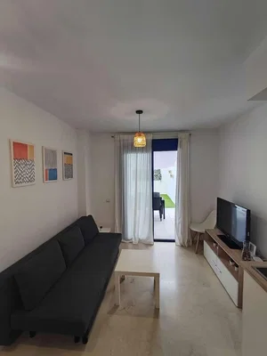 Oturma odası; doğal ışık, modern stil