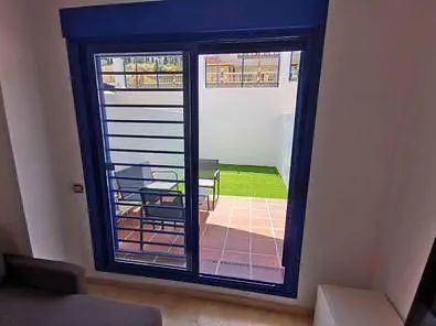 Oturma odası; manzara, doğal ışık