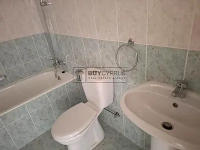 Badkamer; tegelvloer