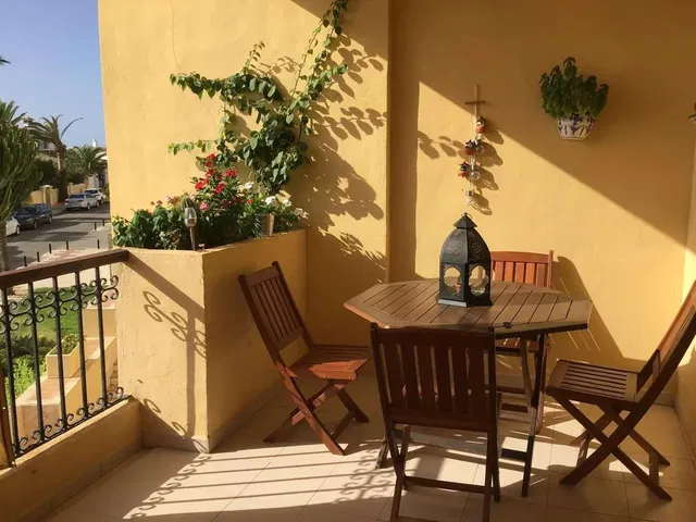 Balcone; vista, luce naturale