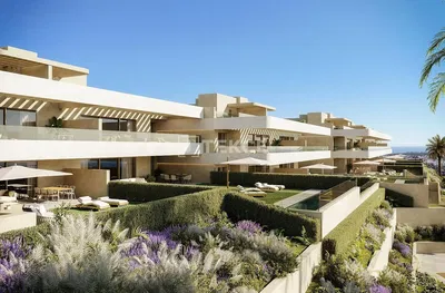 Къща и околности; гледка