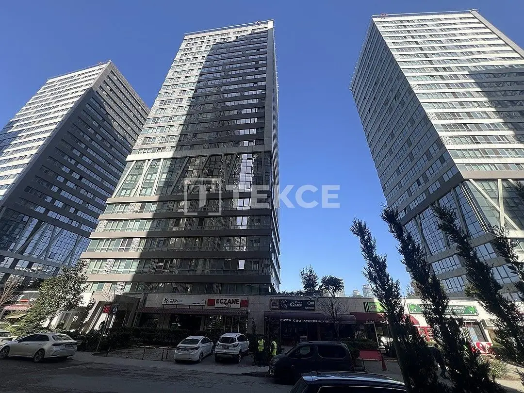 Къща и околности; гледка, търговски