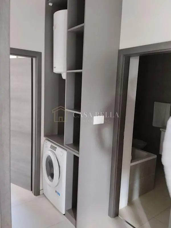 Toilette; warmwasserbereiter