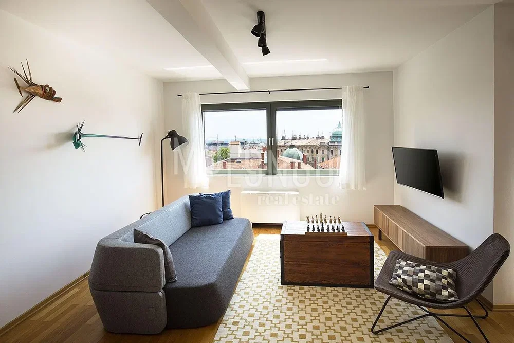 Wohnzimmer; blick, holzboden, tageslicht, moderner stil