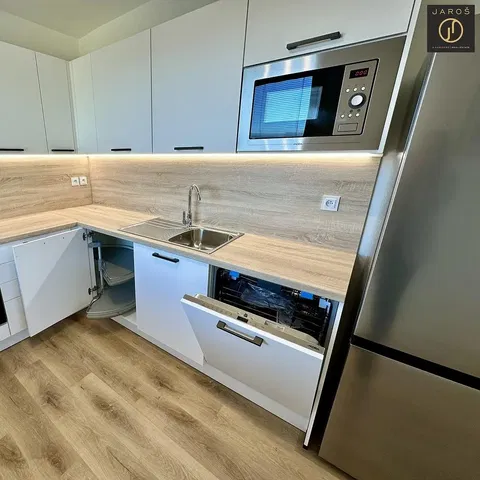 Küche; küchengeräte, moderner stil