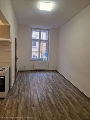 Küche; fliesenboden, tageslicht, renoviert