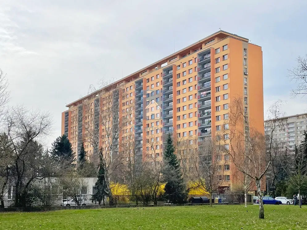 Haus und umgebung; blick