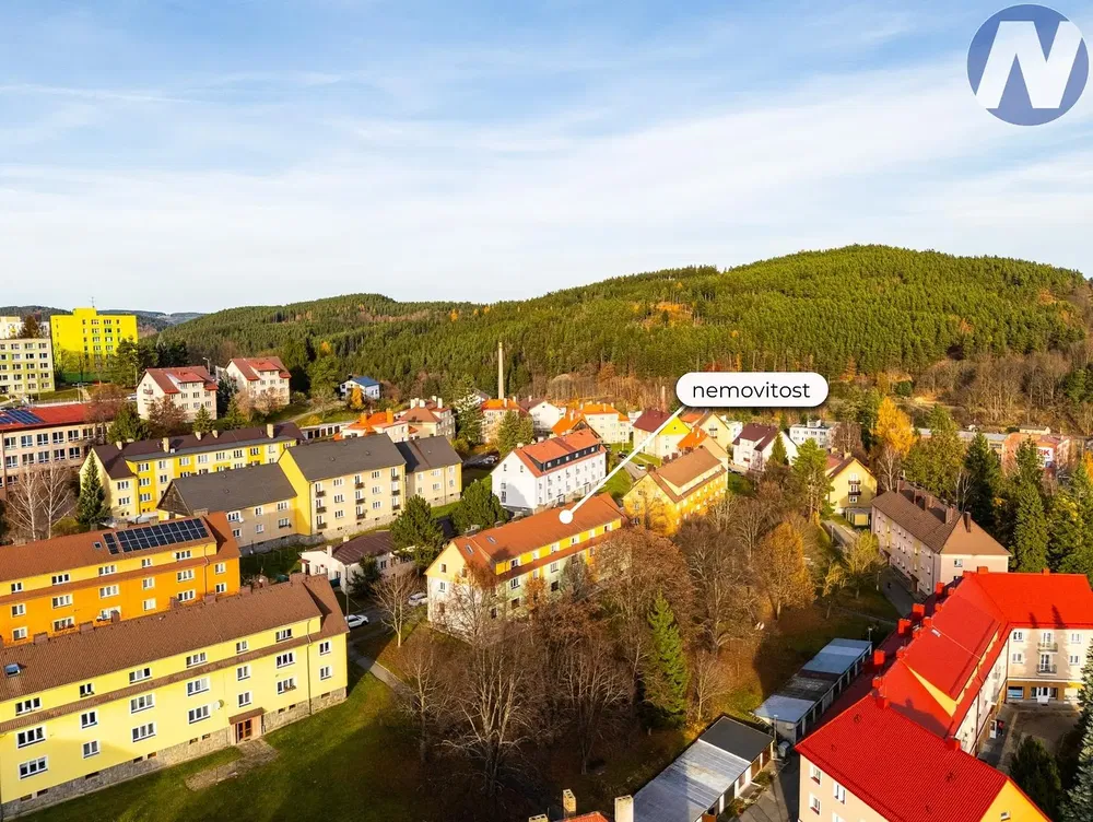 Haus und umgebung; blick