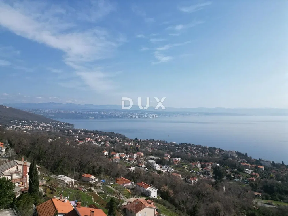 Kuća i okolina; pogled