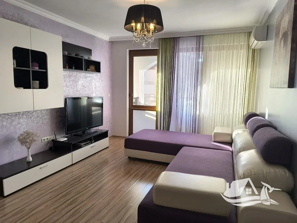 Wohnzimmer; tageslicht, moderner stil