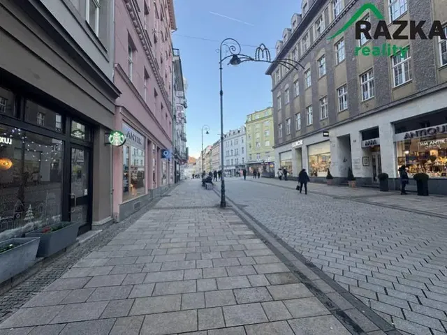 Haus und umgebung; blick