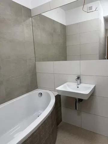 Badezimmer; fliesenboden