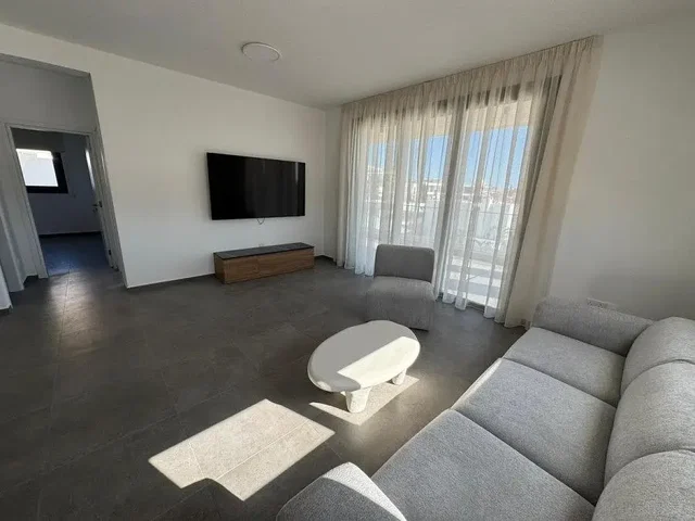 Sala de estar; vista, luz natural, chão de azulejo, estilo moderno