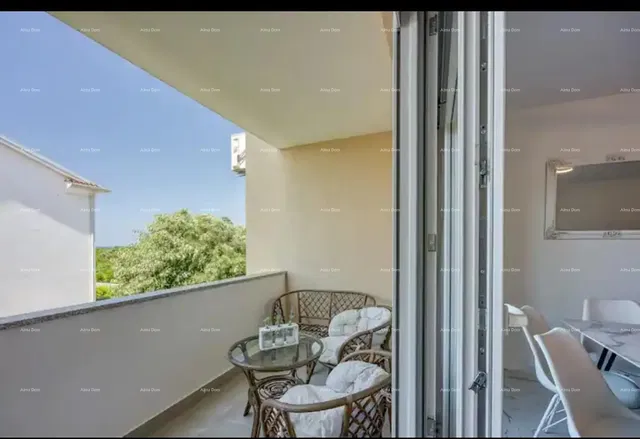 Balcony; view, natural light