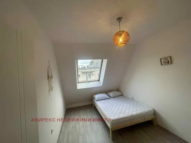 Dormitorio; vista, luz natural