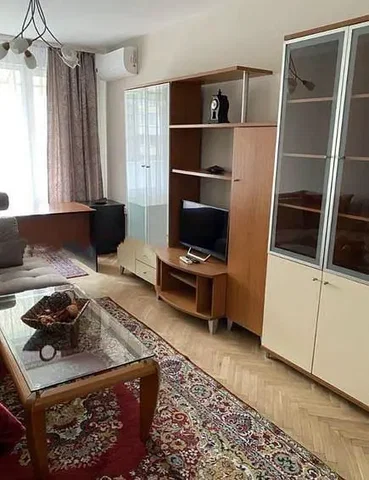 Living room; natural light, wood floor