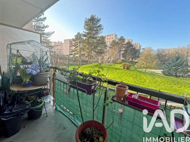 Balkon; výhled, přirozené světlo
