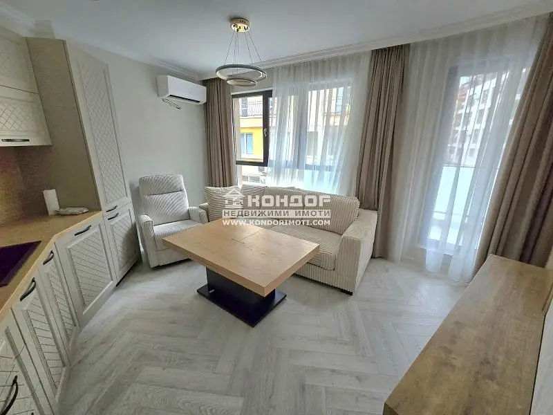 Wohnzimmer; blick, holzboden, tageslicht, moderner stil