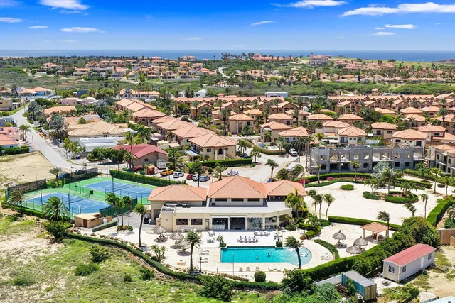 Maison et environs; vue