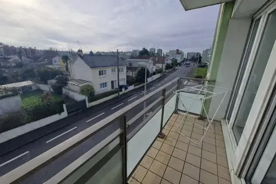 Balkon; manzara, fayans zemin