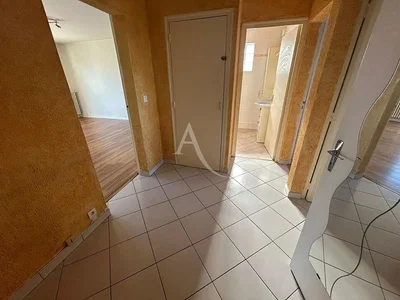 Diğer; fayans zemin, doğal ışık