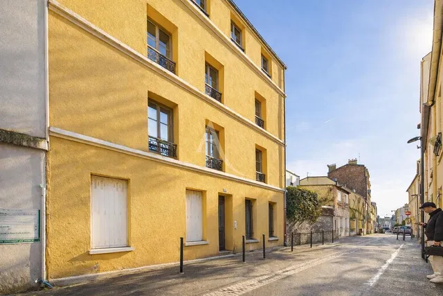 Maison et environs; vue