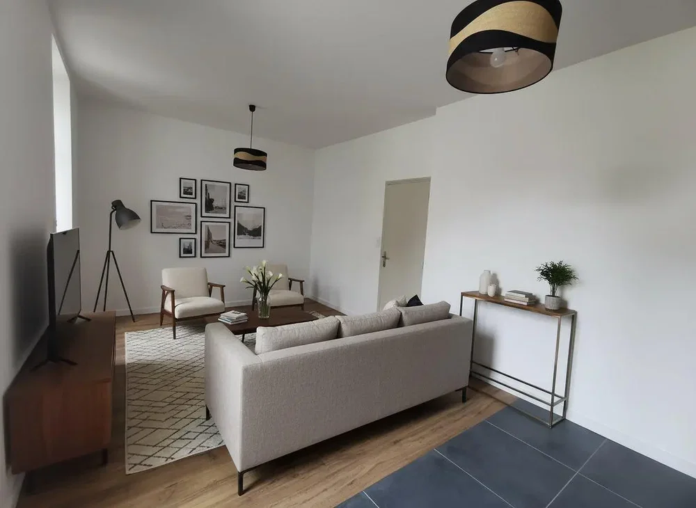Oturma odası; doğal ışık, modern stil