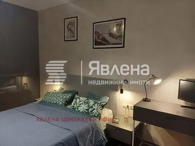 Υπνοδωμάτιο; μοντέρνο στυλ, φυσικό φως, ξύλινο πάτωμα