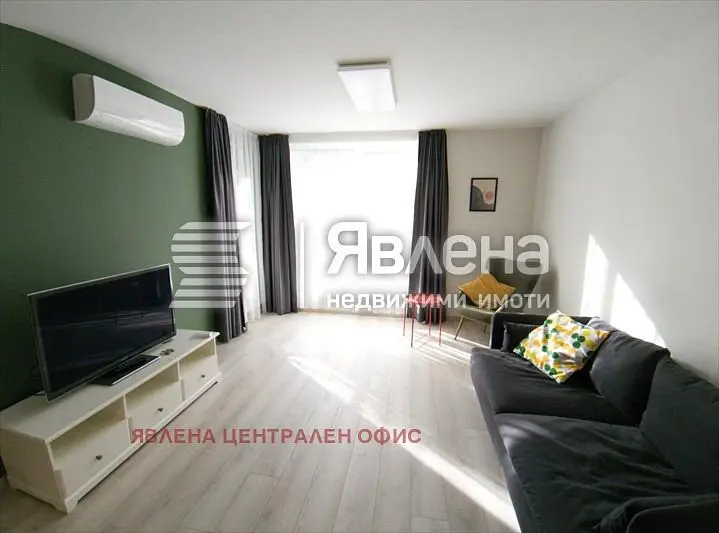 Wohnzimmer; tageslicht, moderner stil
