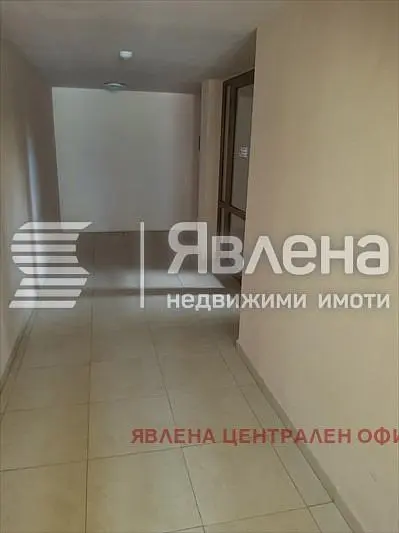 Δωμάτιο; πλακάκια