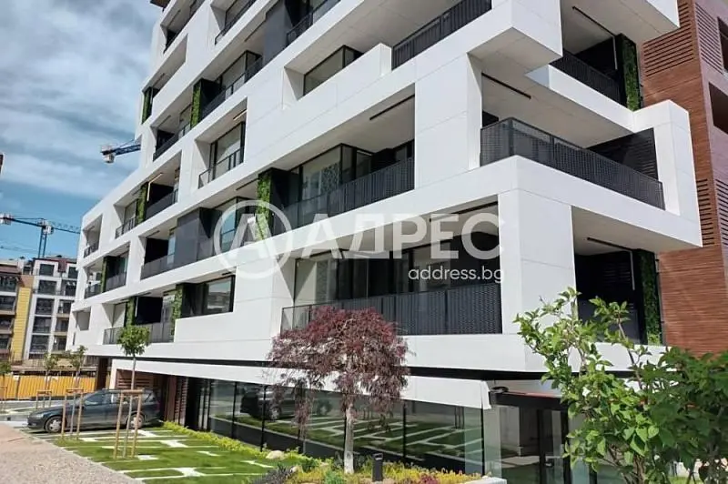 Кућа и околина; поглед