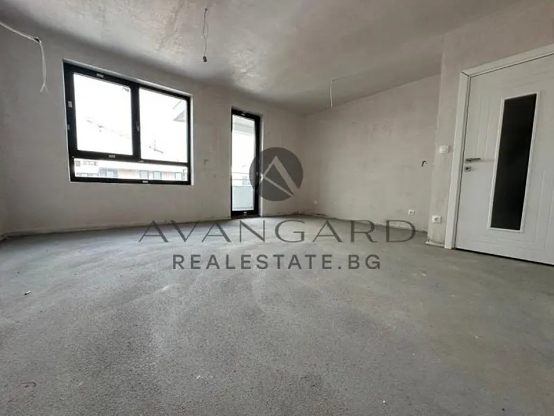 Ostatní; přirozené světlo, nutná rekonstrukce