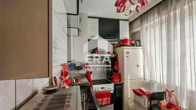 Kuchyně; kuchyňské spotřebiče, přirozené světlo