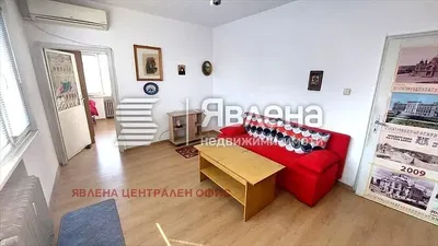 Obývací pokoj; přirozené světlo, moderní styl
