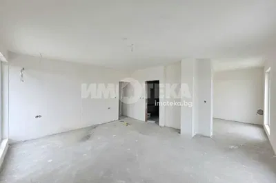 Ostatní; nutná rekonstrukce, přirozené světlo