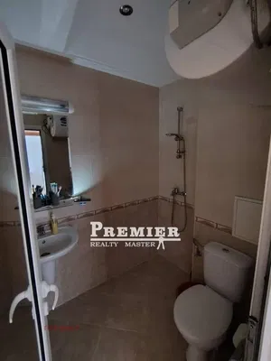 Toaleta; dlažba