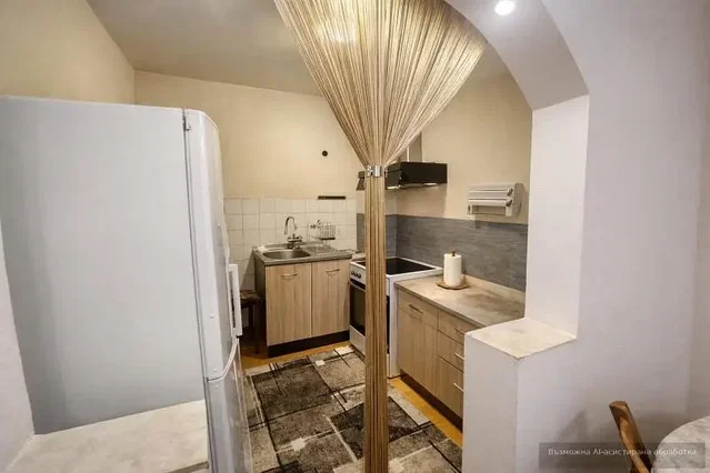 Cucina; elettrodomestici, luce naturale
