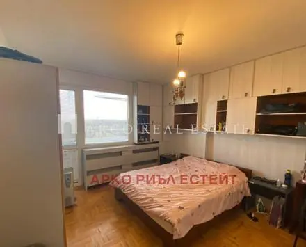 Chambre; parquet, lumière naturelle, style moderne