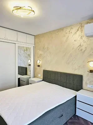 Camera da letto; luce naturale, stile moderno