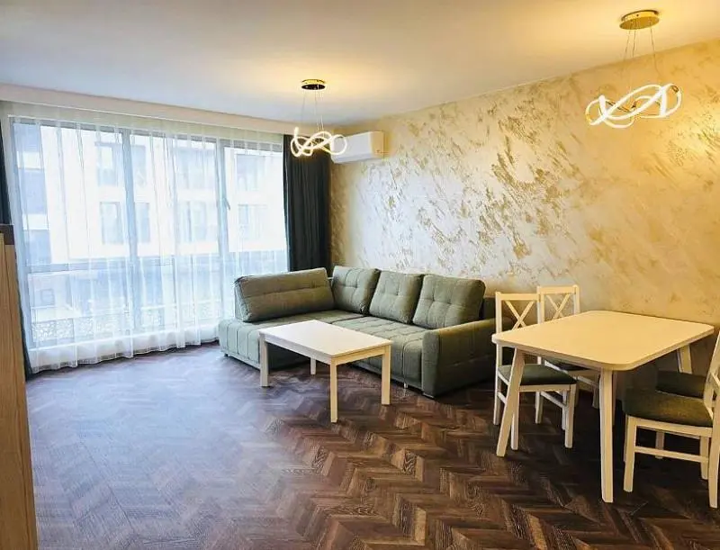 Soggiorno; luce naturale, stile moderno