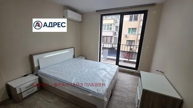 Schlafzimmer; blick, holzboden, tageslicht