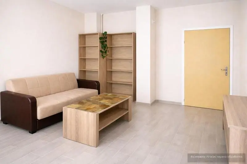 Soggiorno; pavimento in legno, luce naturale, stile moderno