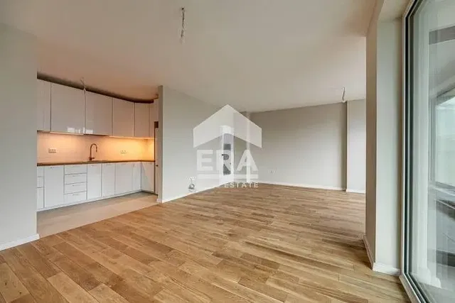 Cuisine; parquet, lumière naturelle, rénové