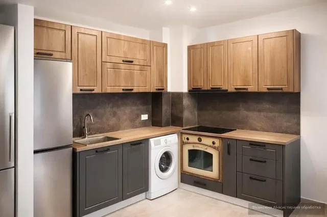 Cucina; elettrodomestici, ristrutturato, luce naturale